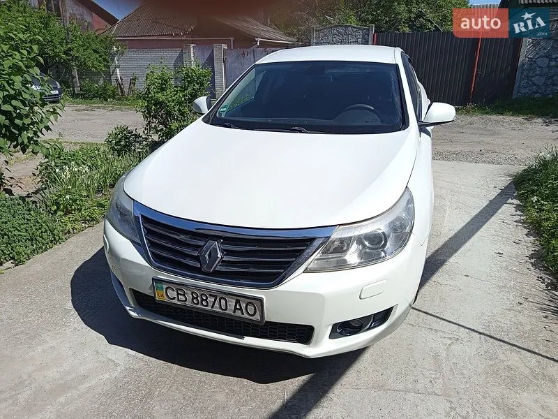 Renault Latitude 2011