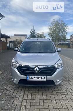 Минивэн Renault Lodgy 2016 в Киеве