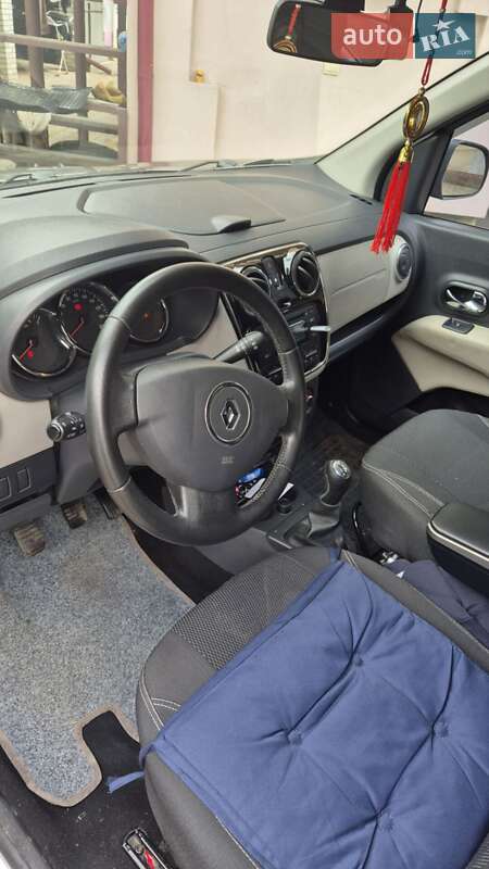 Минивэн Renault Lodgy 2015 в Ужгороде фото 5 Минивэн Renault Lodgy 2015 в Ужгороде