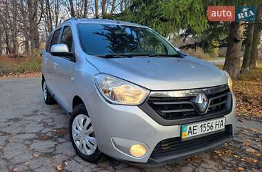 Мінівен Renault Lodgy 2015 в Дніпрі