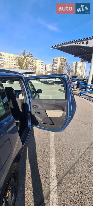 Мінівен Renault Lodgy 2014 в Львові фото 9 Мінівен Renault Lodgy 2014 в Львові