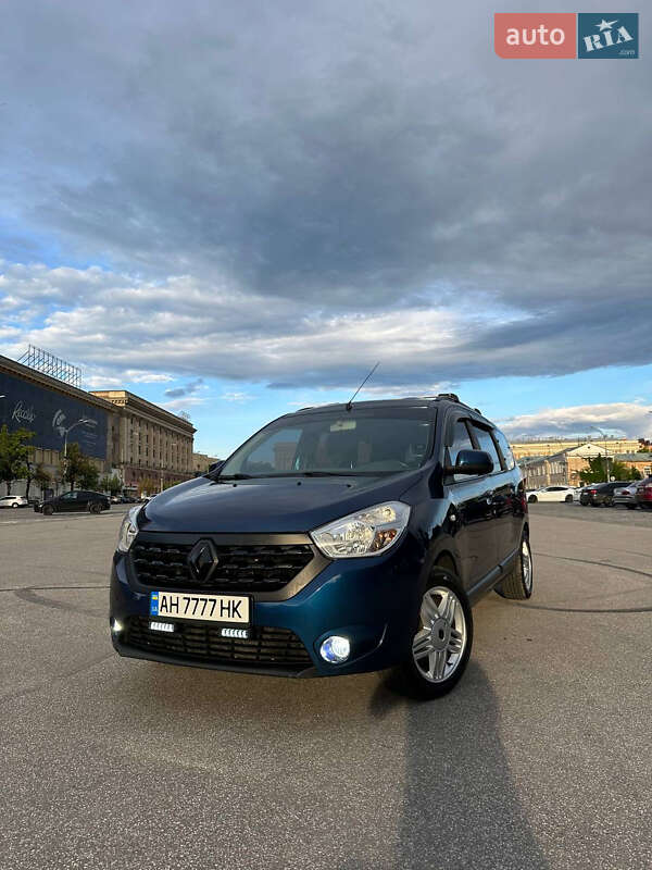Минивэн Renault Lodgy 2018 в 