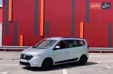 Минивэн Renault Lodgy 2013 в 