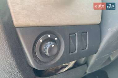 Минивэн Renault Lodgy 2013 в 