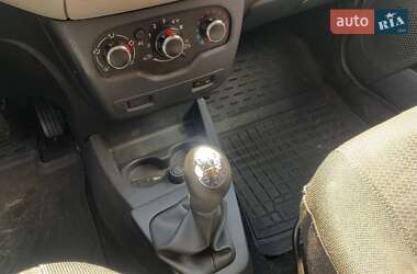 Минивэн Renault Lodgy 2013 в 
