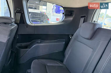 Минивэн Renault Lodgy 2016 в 