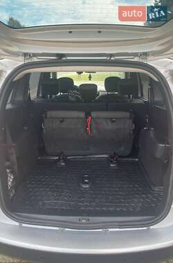 Минивэн Renault Lodgy 2016 в 