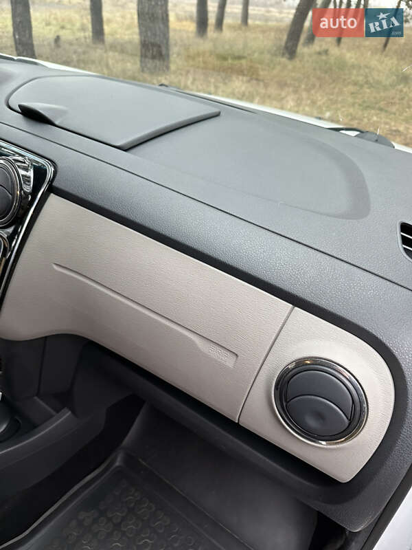 Минивэн Renault Lodgy 2013 в Харькове фото 17 Минивэн Renault Lodgy 2013 в Харькове