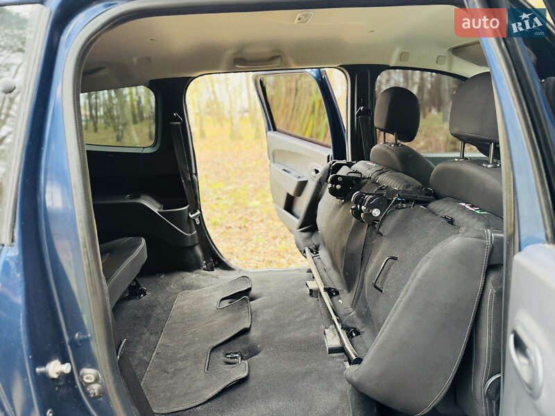 Минивэн Renault Lodgy 2018 в Ромнах фото 16 Минивэн Renault Lodgy 2018 в Ромнах