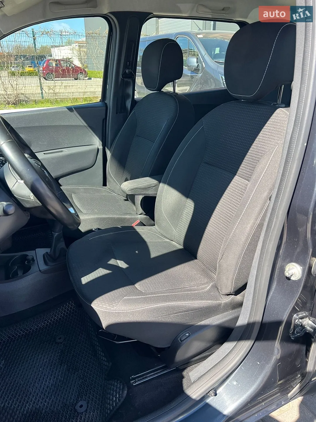 2020 Renault Lodgy - мініатюра 16