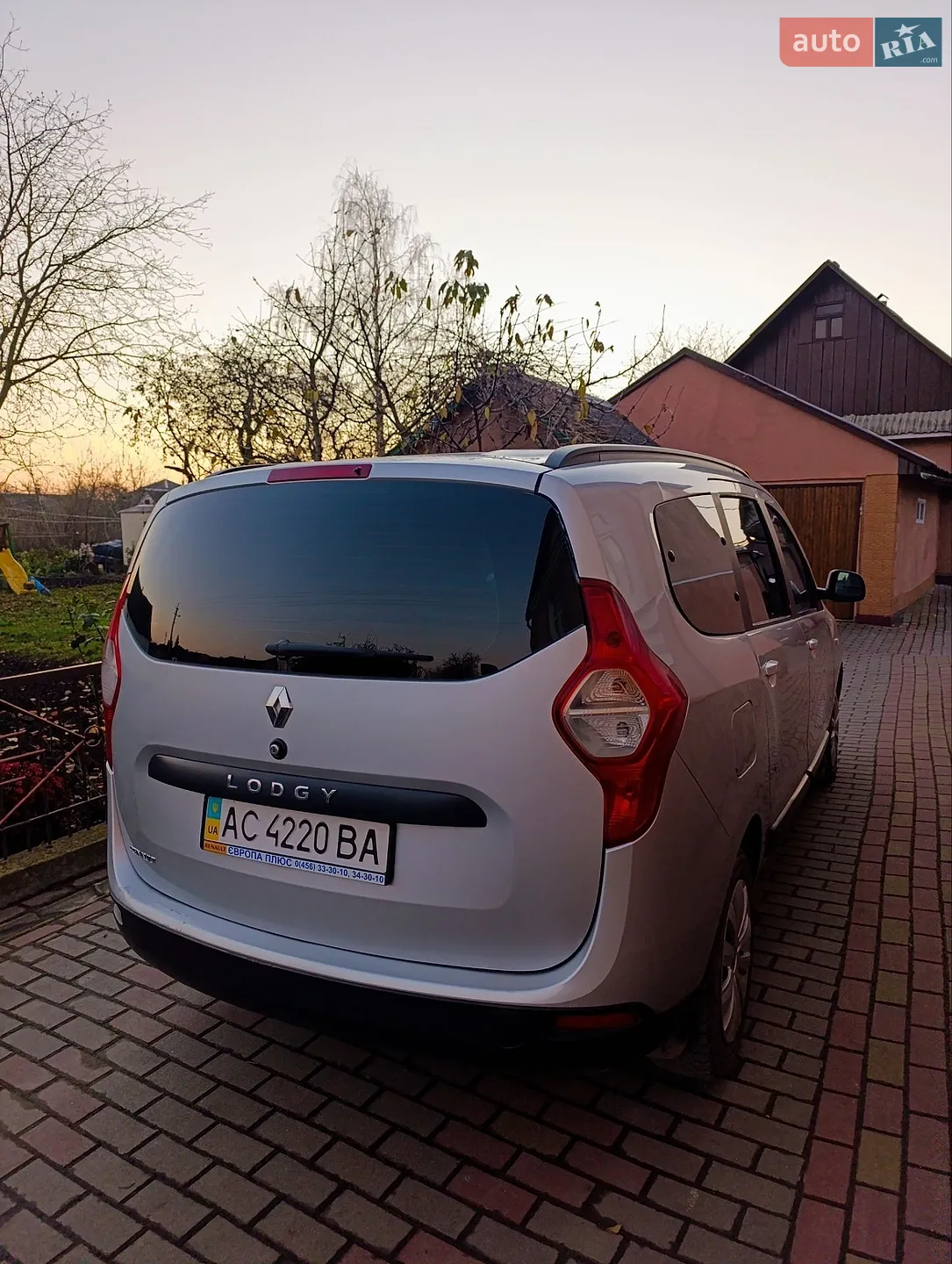 Renault Lodgy 2015 VIN VF1JSRBW453832494 фото оголошення 3 з 6