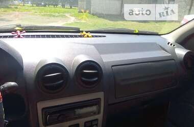 Универсал Renault Logan MCV 2011 в 