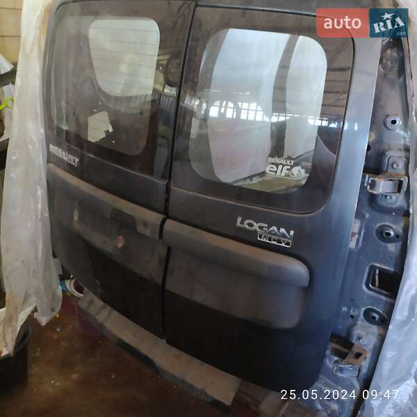Универсал Renault Logan MCV 2012 в 
