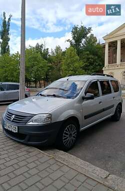 Универсал Renault Logan MCV 2012 в 