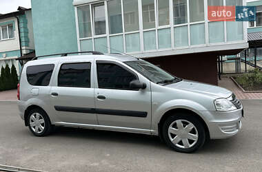 Универсал Renault Logan MCV 2010 в 