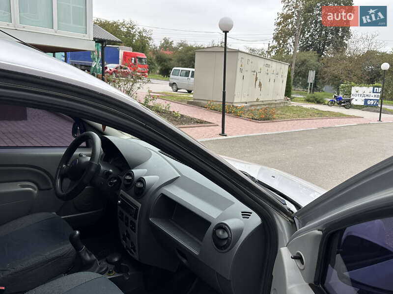Универсал Renault Logan MCV 2010 в Каменец-Подольском