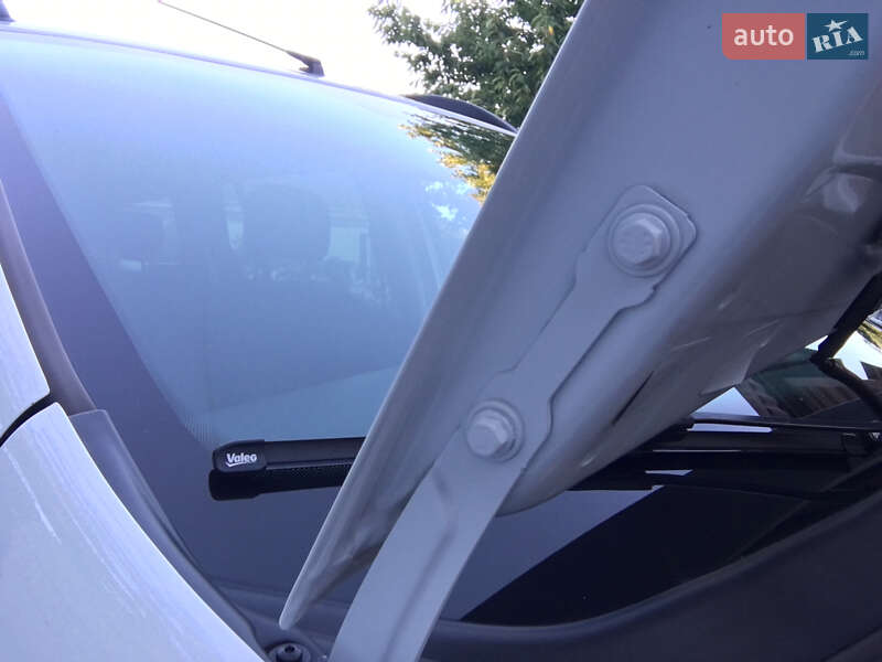 Универсал Renault Logan MCV 2019 в Умани фото 38 Универсал Renault Logan MCV 2019 в Умани