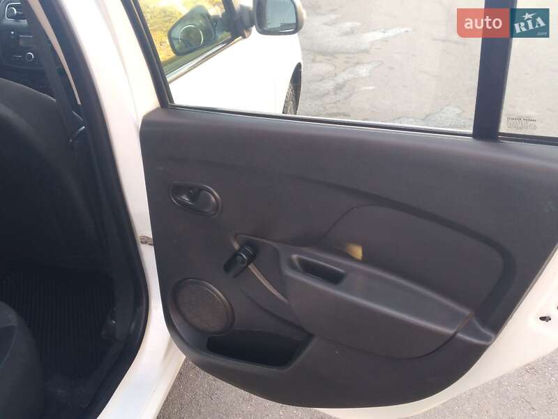 Універсал Renault Logan MCV 2015 в Миколаєві фото 8 Універсал Renault Logan MCV 2015 в Миколаєві