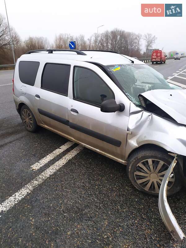 Универсал Renault Logan MCV 2011 в Киеве