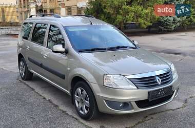 Універсал Renault Logan MCV 2010 в Жовтих Водах