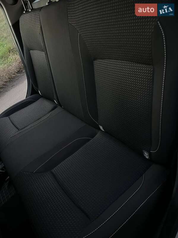 Універсал Renault Logan MCV 2019 в Жовтих Водах фото 17 Універсал Renault Logan MCV 2019 в Жовтих Водах