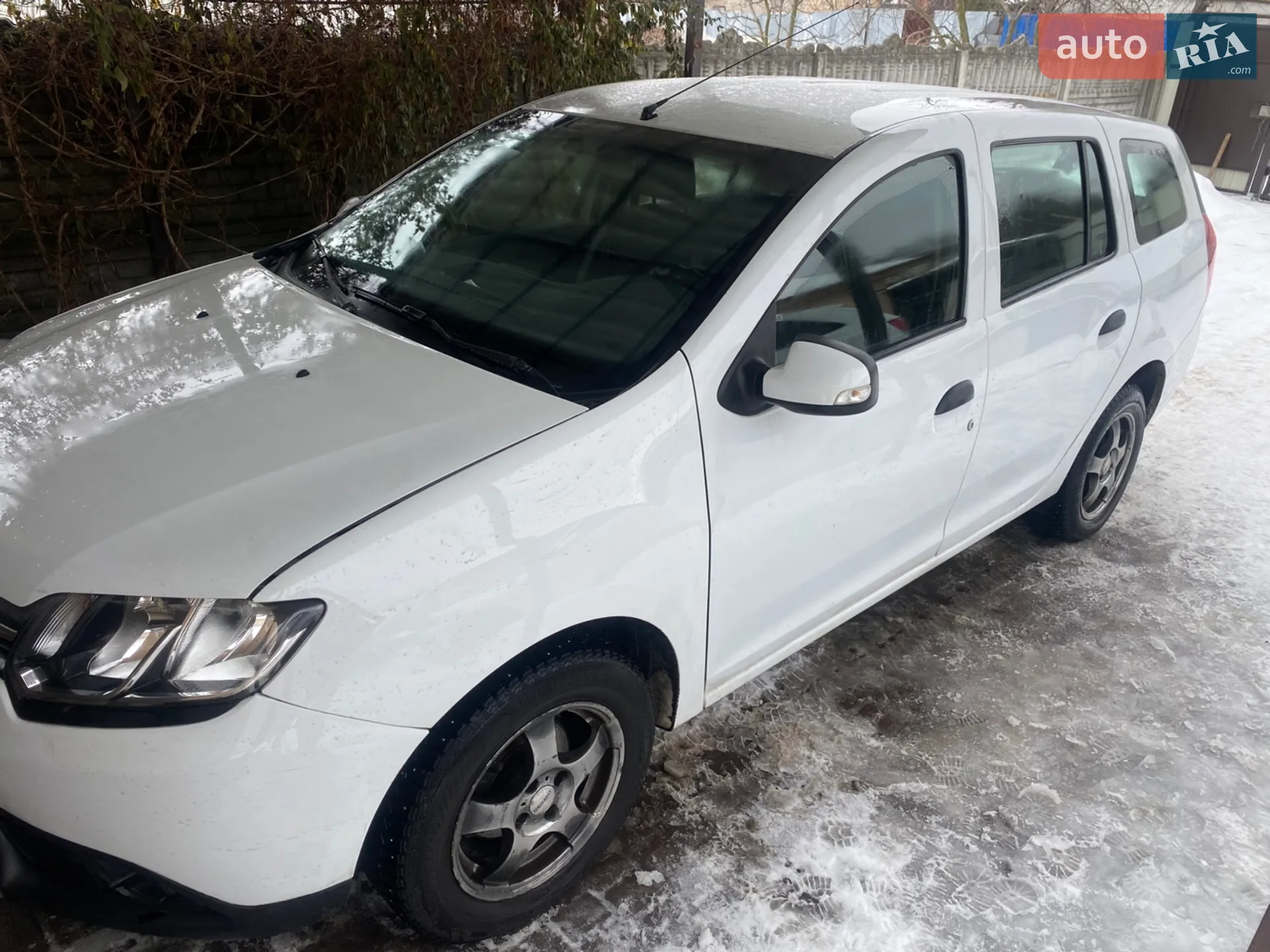 2016 Renault Logan - мініатюра 3