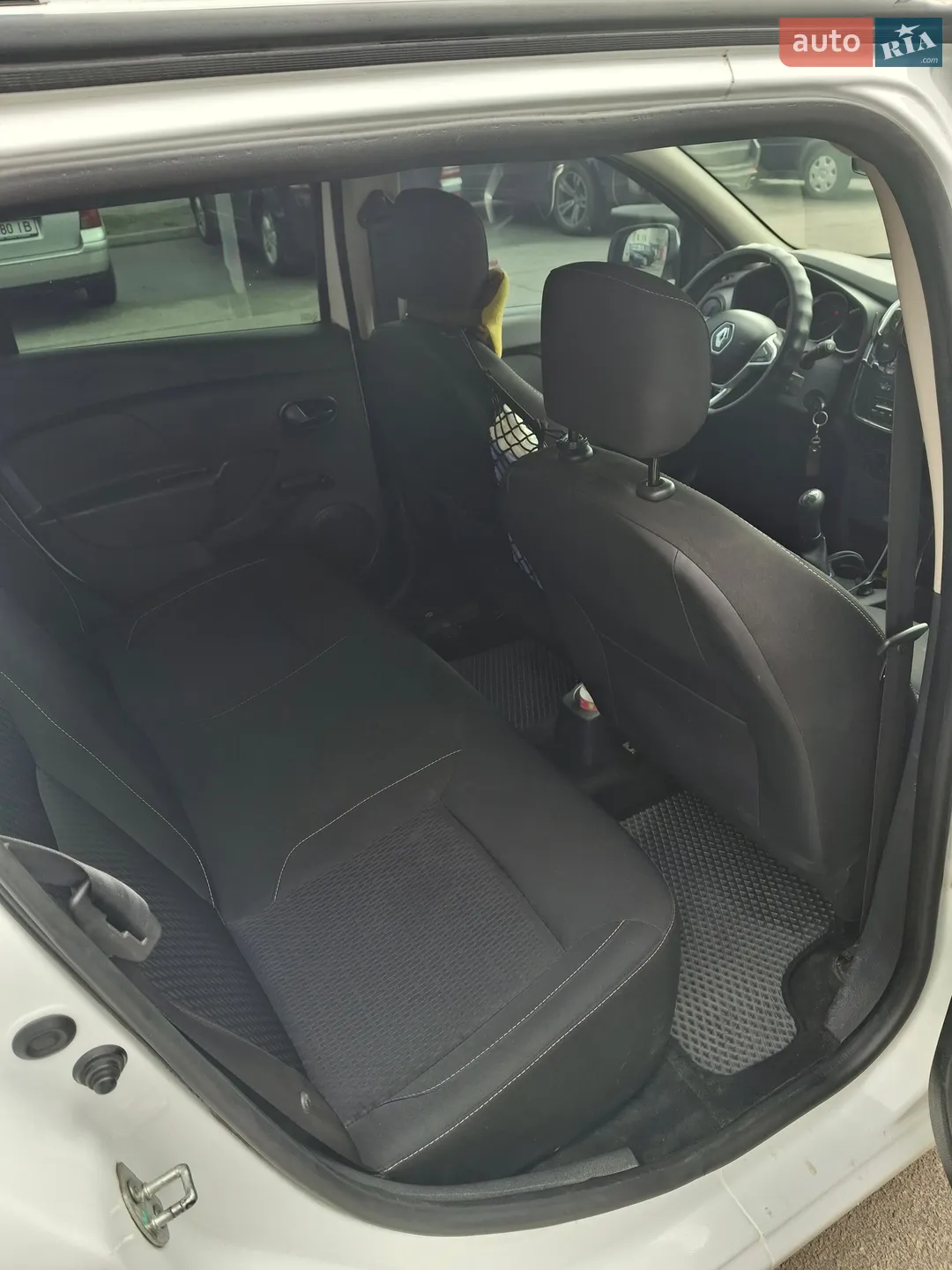 2017 Renault Logan - мініатюра 7