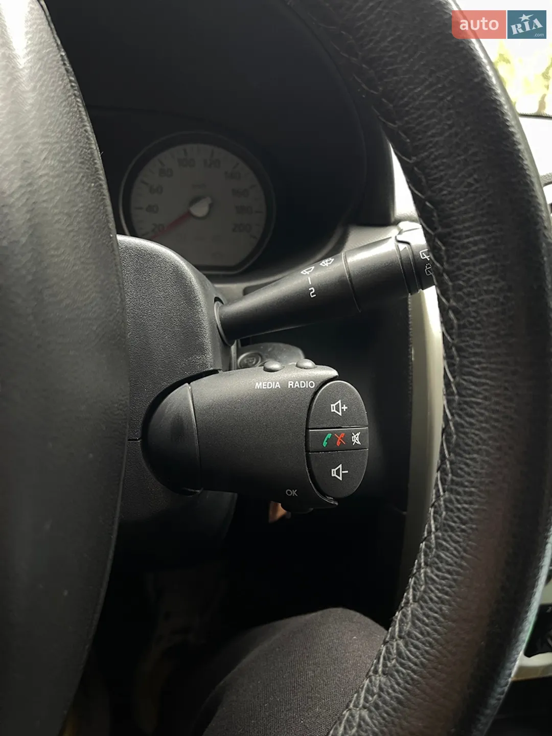 2012 Renault Logan - мініатюра 19