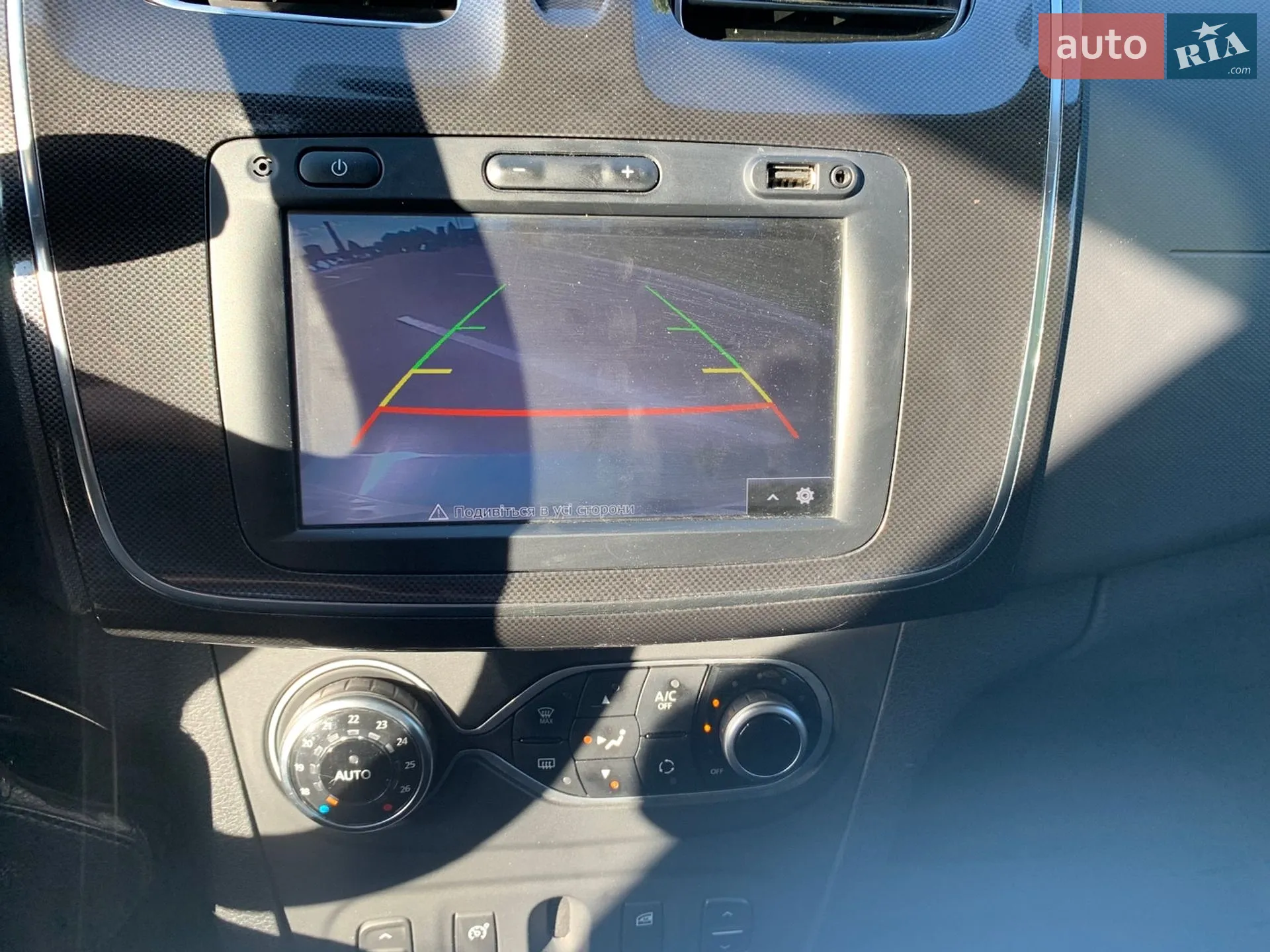 2019 Renault Logan - мініатюра 10