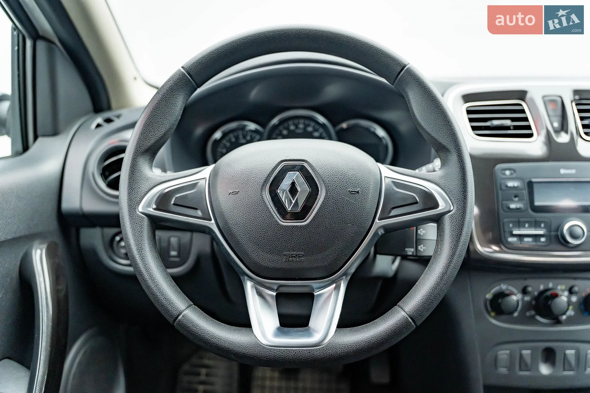 2020 Renault Logan - мініатюра 13