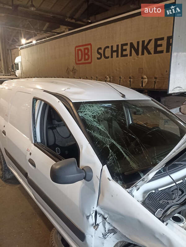 Грузовой фургон Renault Logan Van 2011 в Запорожье фото 10 Грузовой фургон Renault Logan Van 2011 в Запорожье