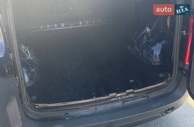 Грузовой фургон Renault Logan Van 2010 в Светловодске