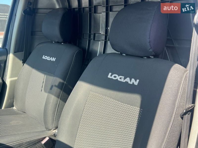 Грузовой фургон Renault Logan Van 2010 в Светловодске