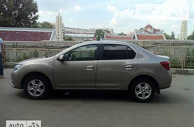 Седан Renault Logan 2013 в 