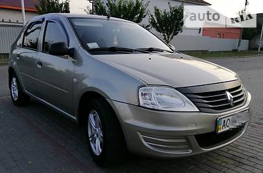 Седан Renault Logan 2009 в Сваляве