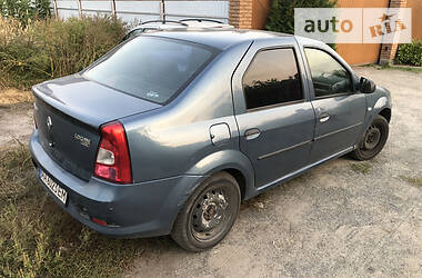 Седан Renault Logan 2010 в Киеве