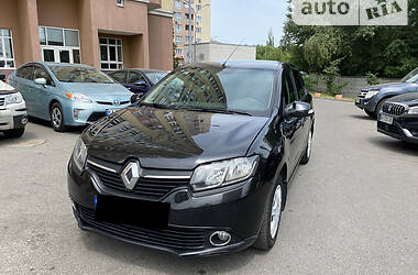 Седан Renault Logan 2014 в Киеве