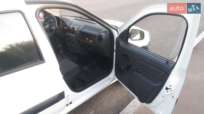 Универсал Renault Logan 2010 в Запорожье