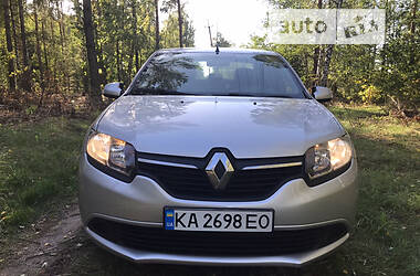 Седан Renault Logan 2015 в Киеве