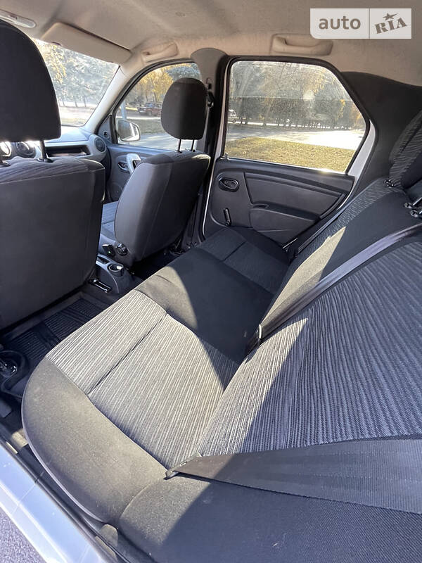 Седан Renault Logan 2010 в Краматорську фото 19 Седан Renault Logan 2010 в Краматорську