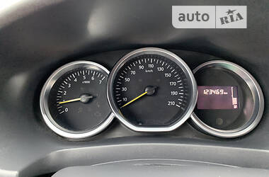 Седан Renault Logan 2019 в 