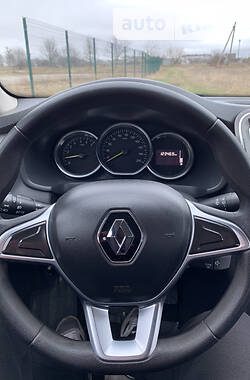 Седан Renault Logan 2019 в 