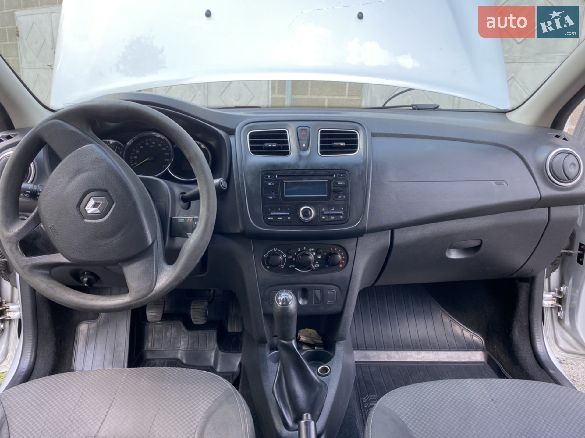 2016 Renault Logan - мініатюра 34