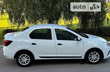 Седан Renault Logan 2019 в 