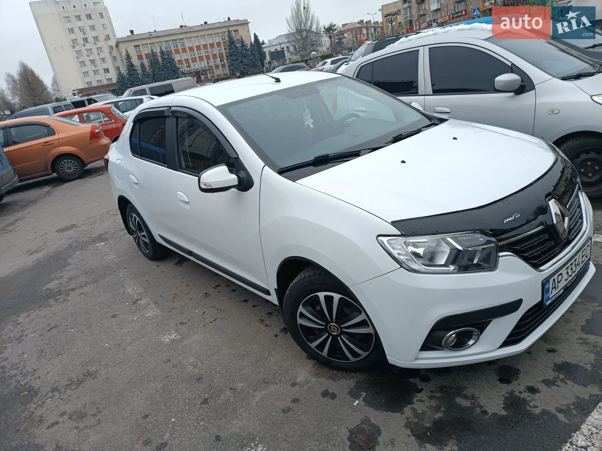 2017 Renault Logan - мініатюра 2
