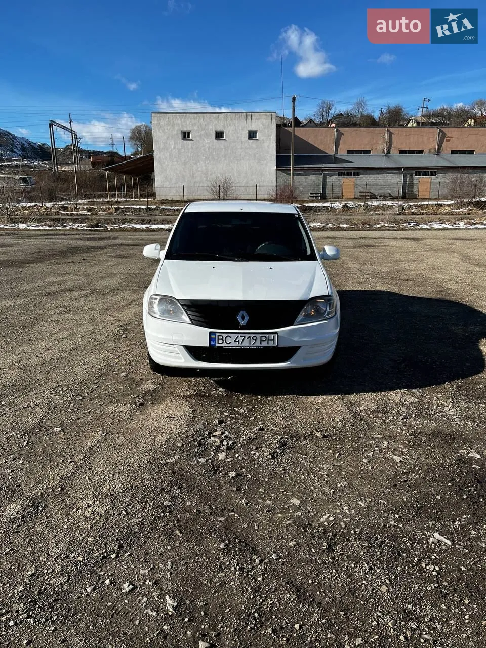 2013 Renault Logan - мініатюра 21