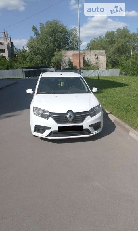 Седан Renault Logan 2017 в Червонограде