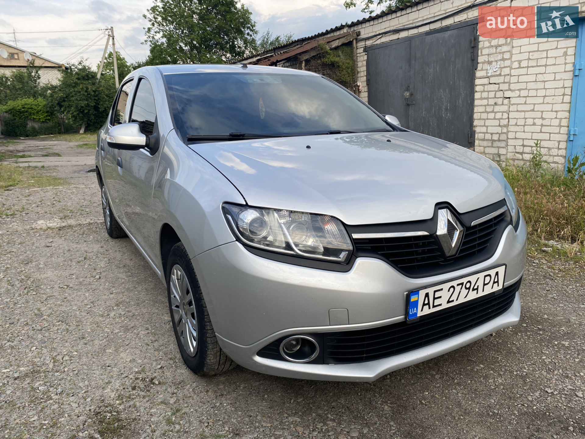 2016 Renault Logan - мініатюра 5