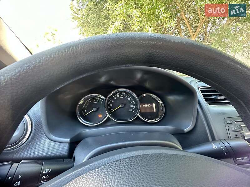 Седан Renault Logan 2016 в Кропивницком
