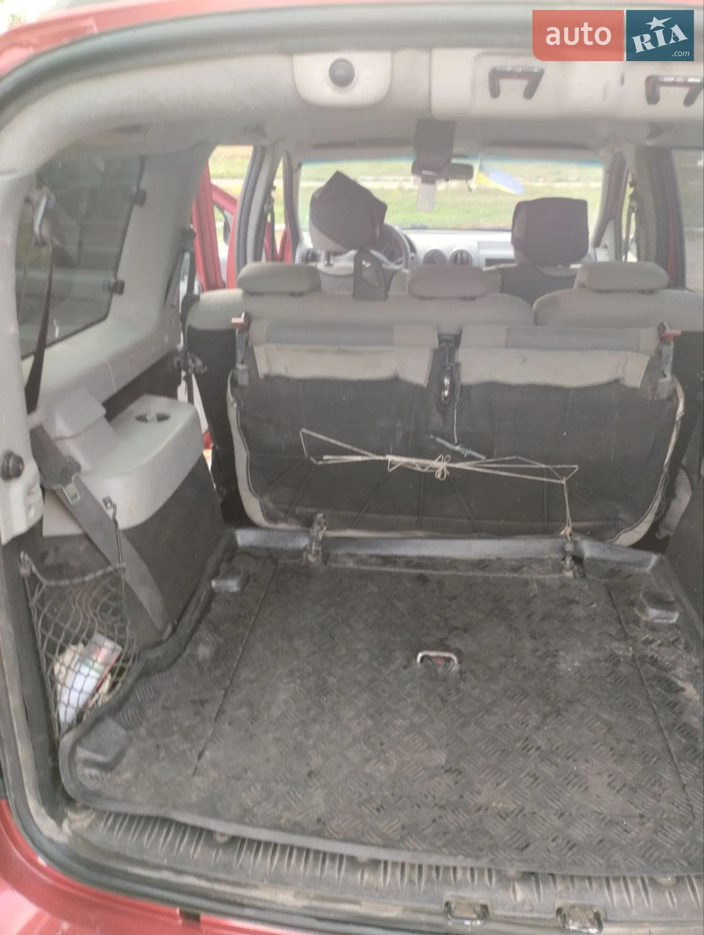 2011 Renault Logan - мініатюра 11